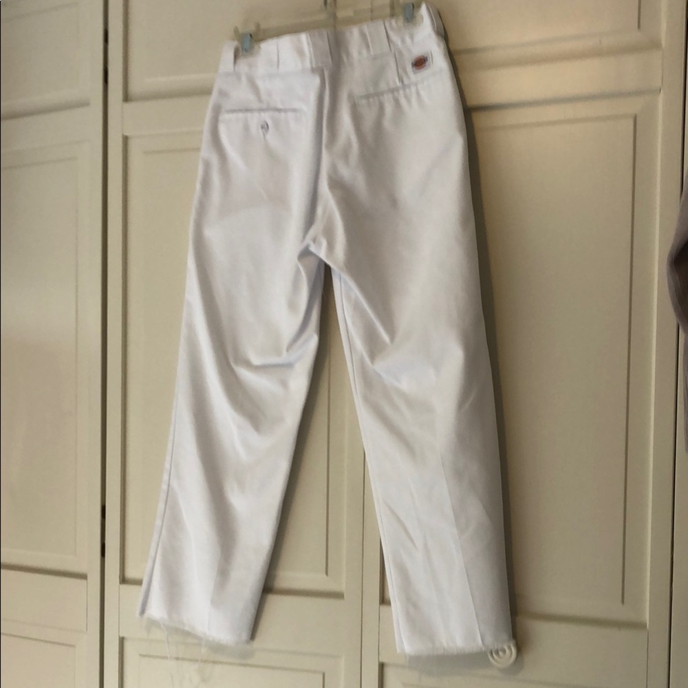White Straight-Leg Pants w raw hem 30 waist 27 length